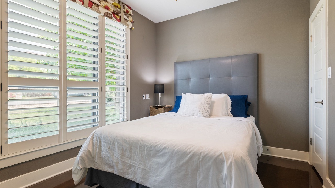 Photo of Bedroom in North Austin Civic Association