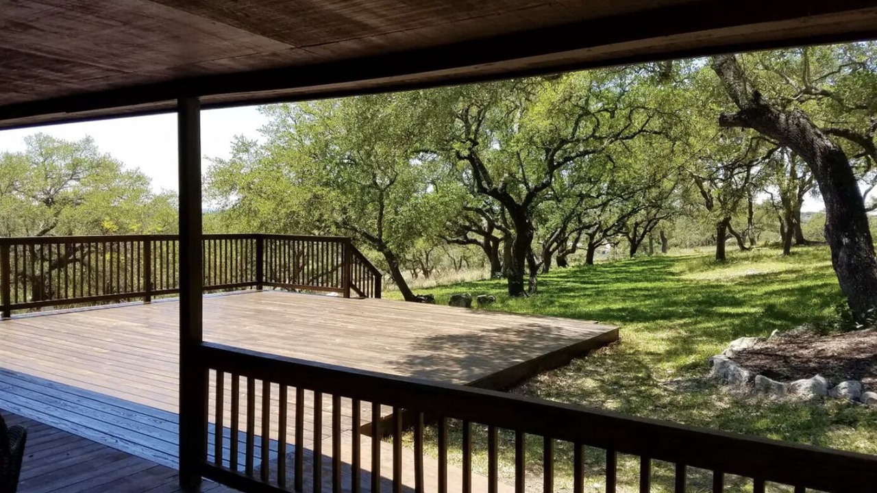 Photo of Patio Balcony in Dripping Springs