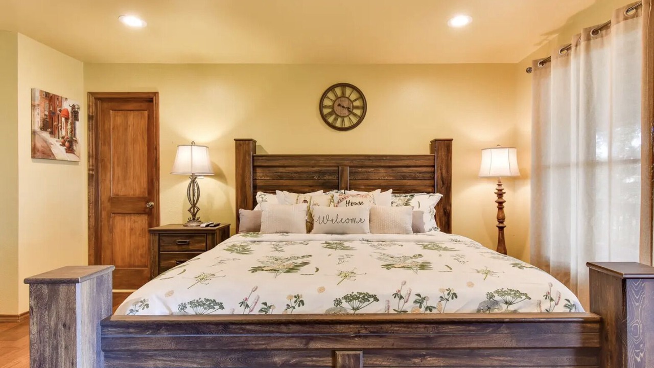 Photo of Bedroom in Dripping Springs