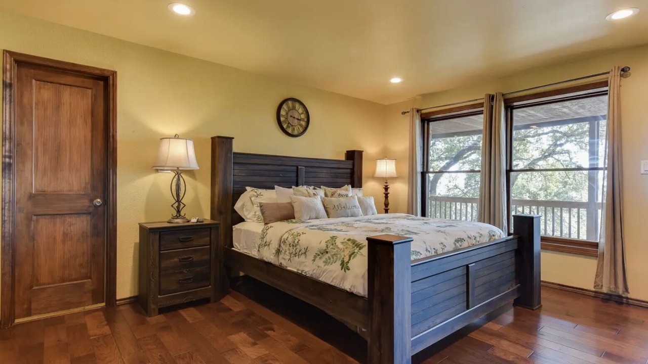 Photo of Bedroom in Dripping Springs