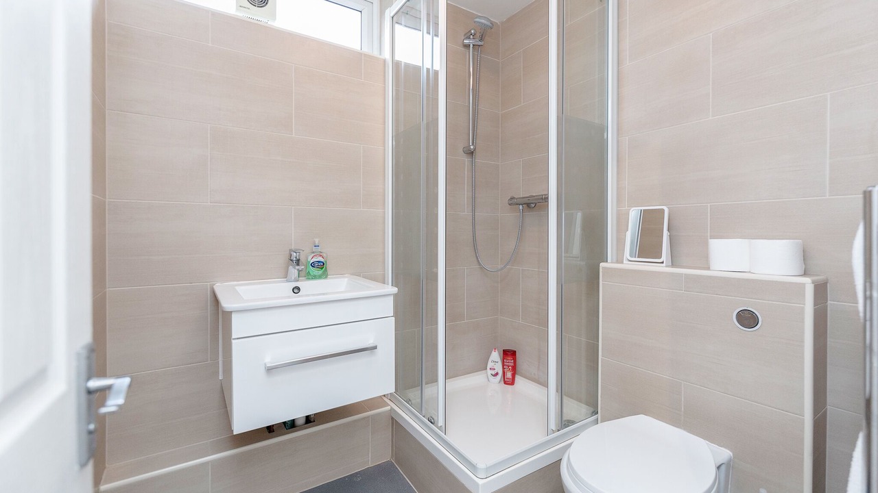 Photo of Bathroom in Yiewsley