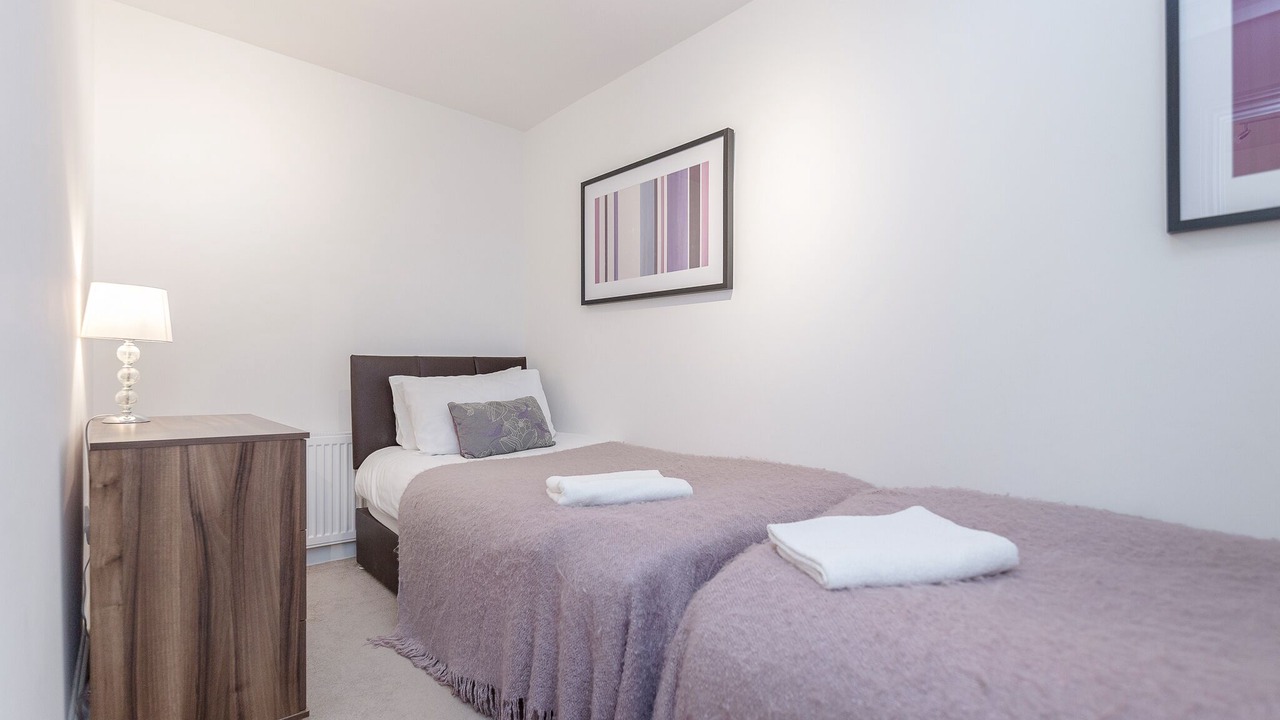 Photo of Bedroom in Yiewsley