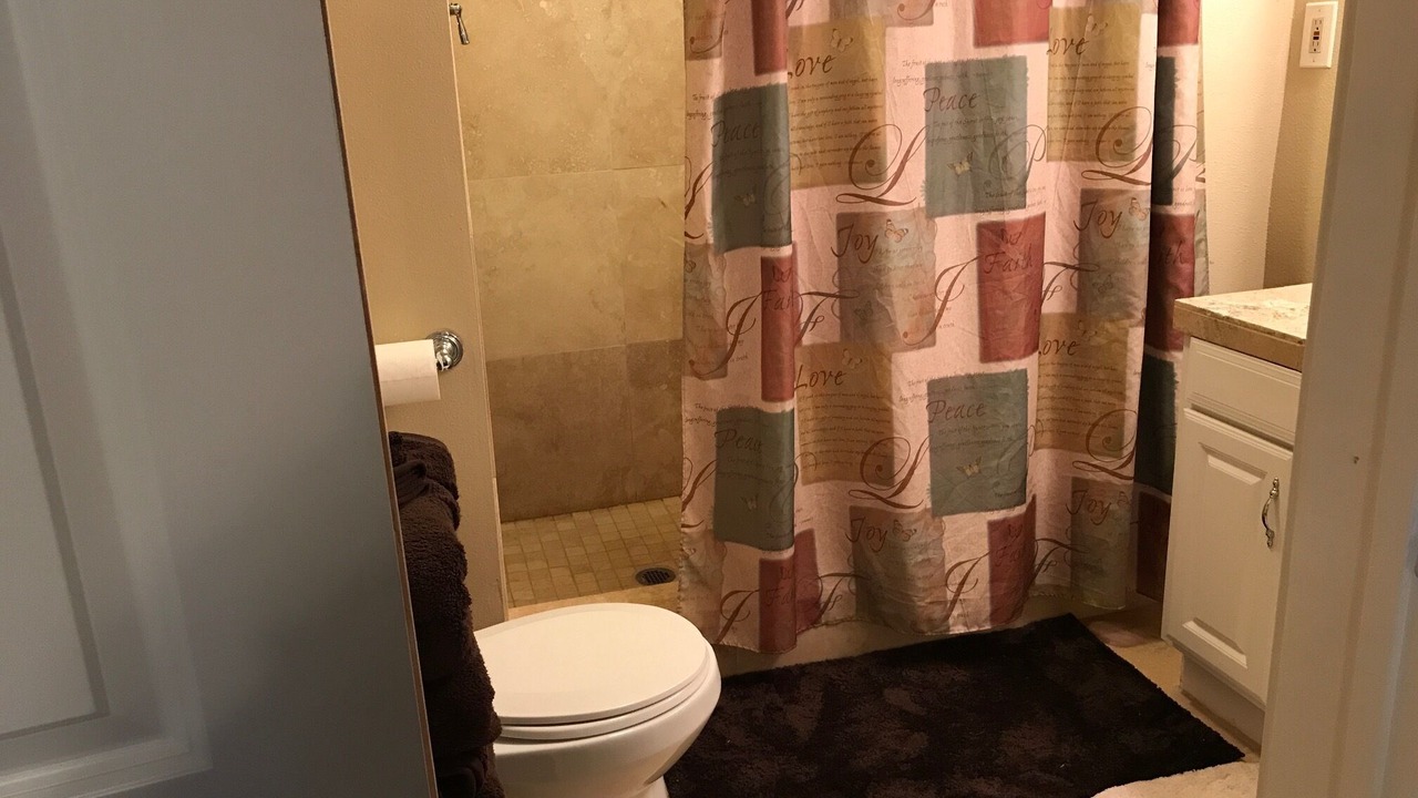 Photo of Bathroom in Kenmore