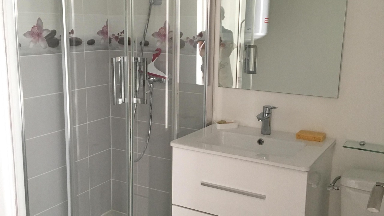 Photo of Bathroom in Houlgate