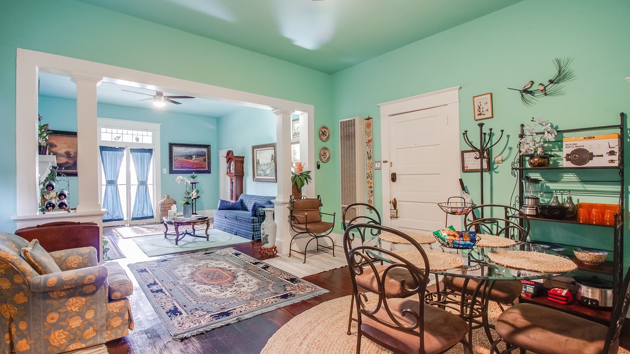 Photo of Others in Tobin Hill