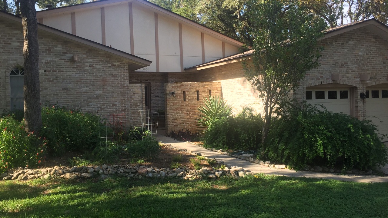 Photo of Outdoor in Vance Jackson