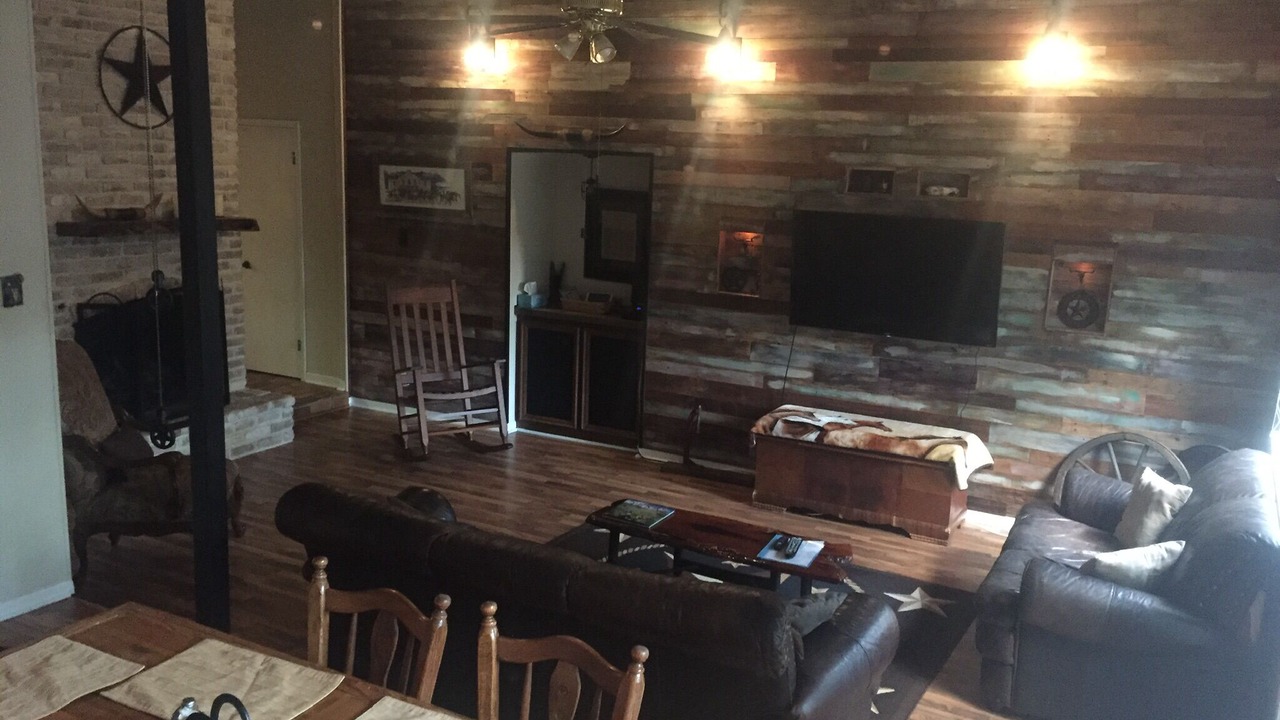 Photo of Bedroom in Vance Jackson