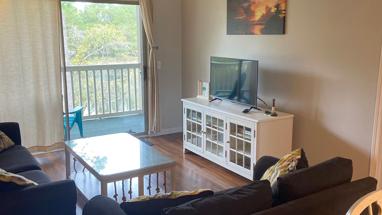 Photo of Livingroom in Pawleys Island