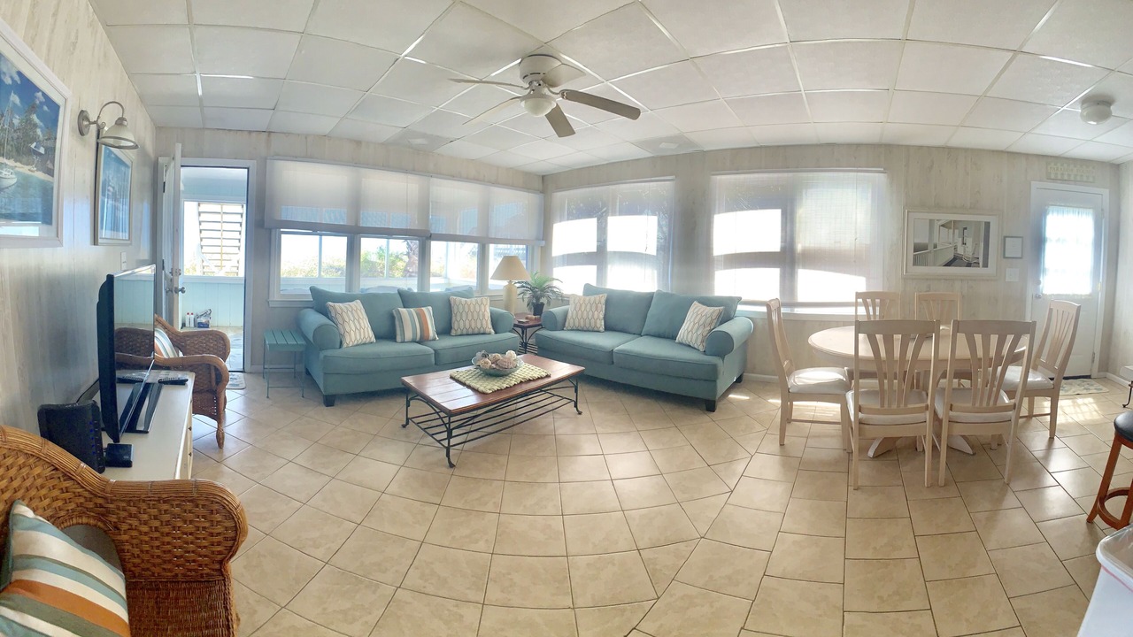 Photo of Livingroom in Surfside Beach
