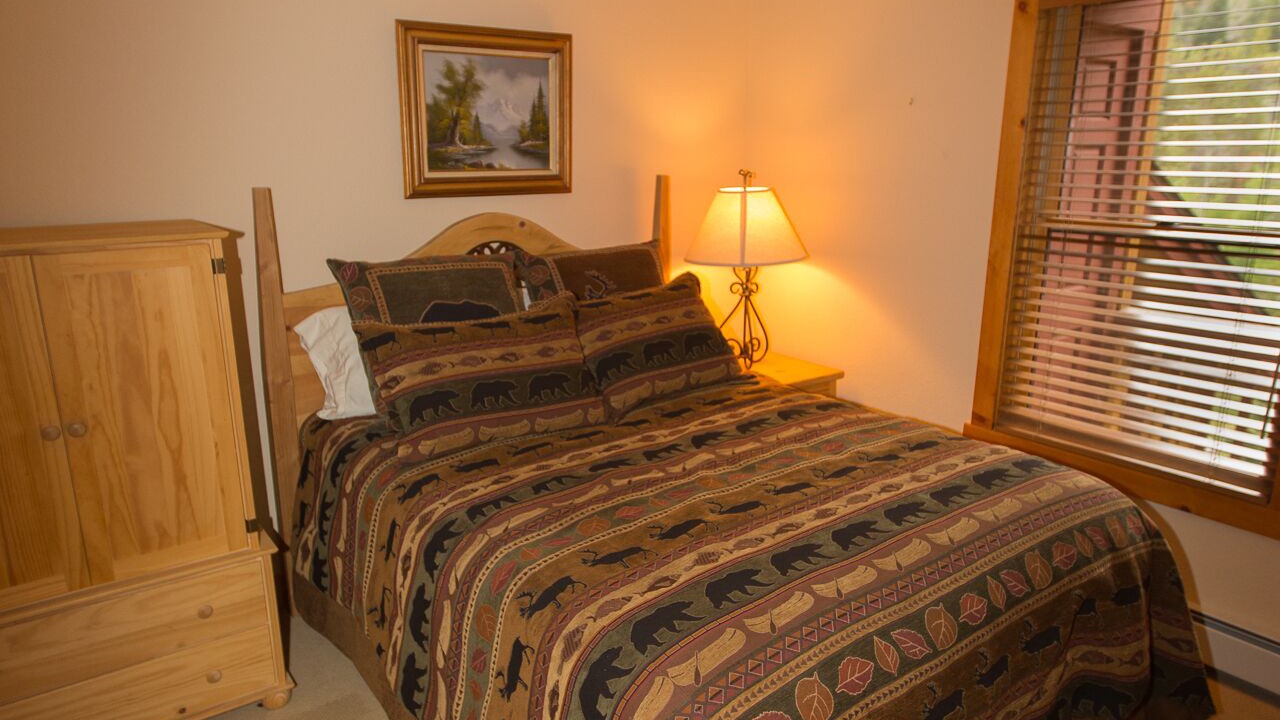 Photo of Bedroom in Keystone
