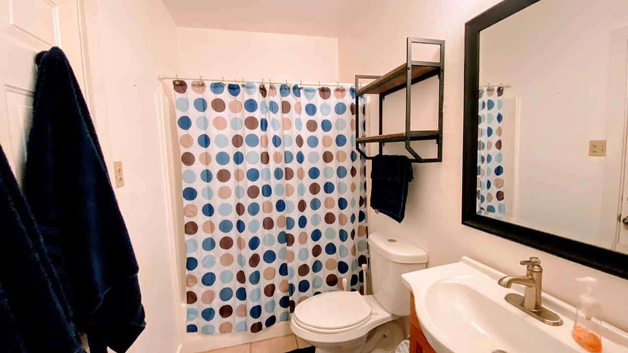 Photo of Bathroom in Hewitt