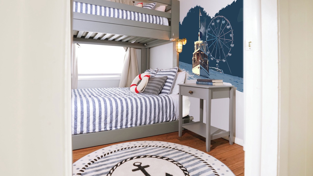 Photo of Bedroom in Williams Bay