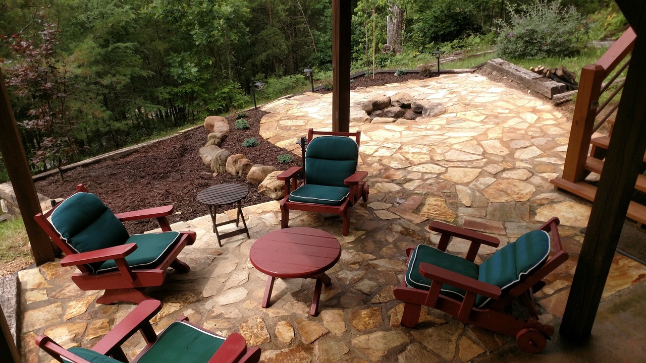 Photo of Outdoor in Morganton