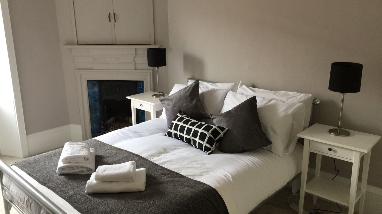 Photo of Bedroom in Partick