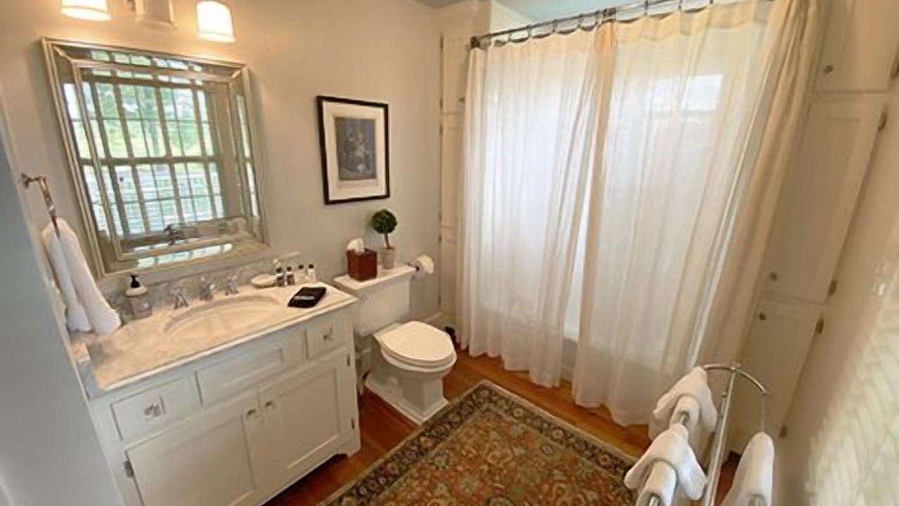 Photo of Bathroom in New Kent