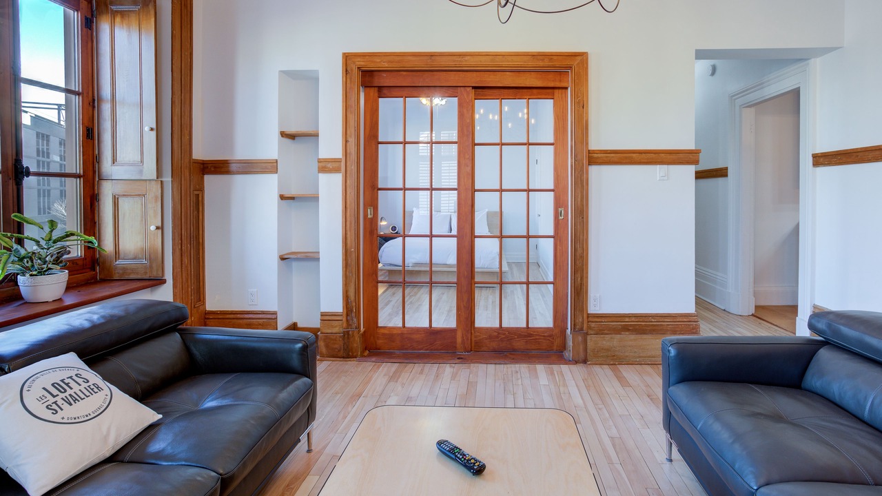 Photo of Livingroom in Centre-Ville