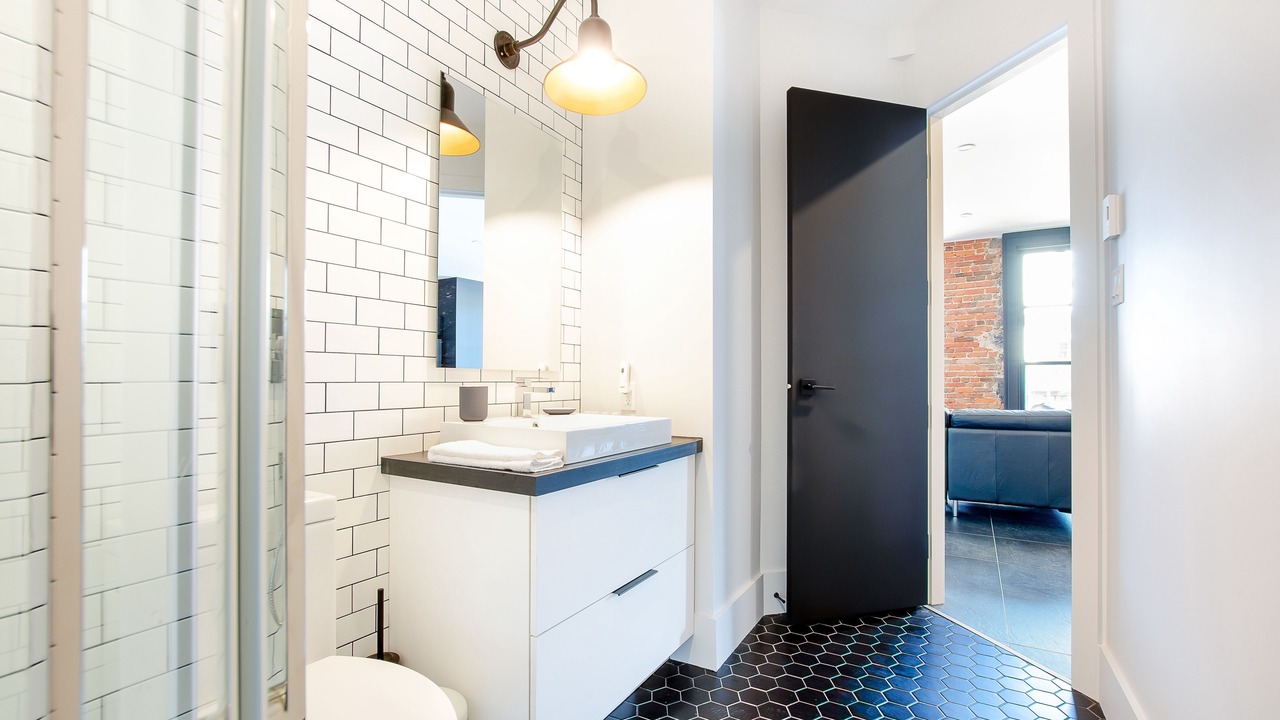 Photo of Bathroom in Centre-Ville