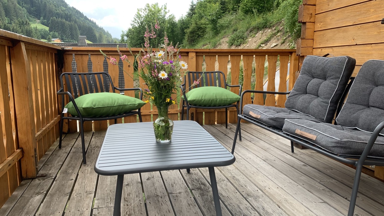Photo of Patio Balcony in Station de Drouzin le Mont