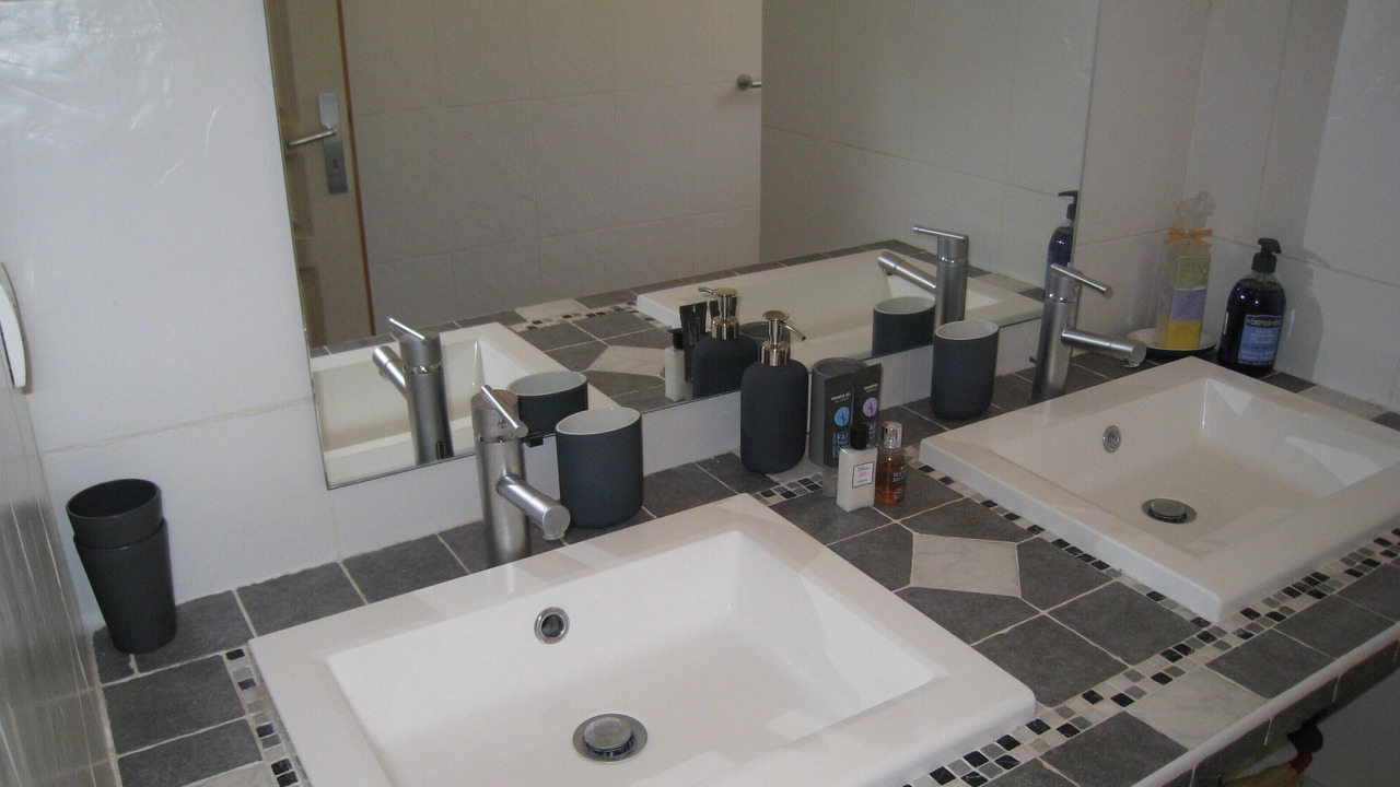 Photo of Bathroom in Les Pennes-Mirabeau