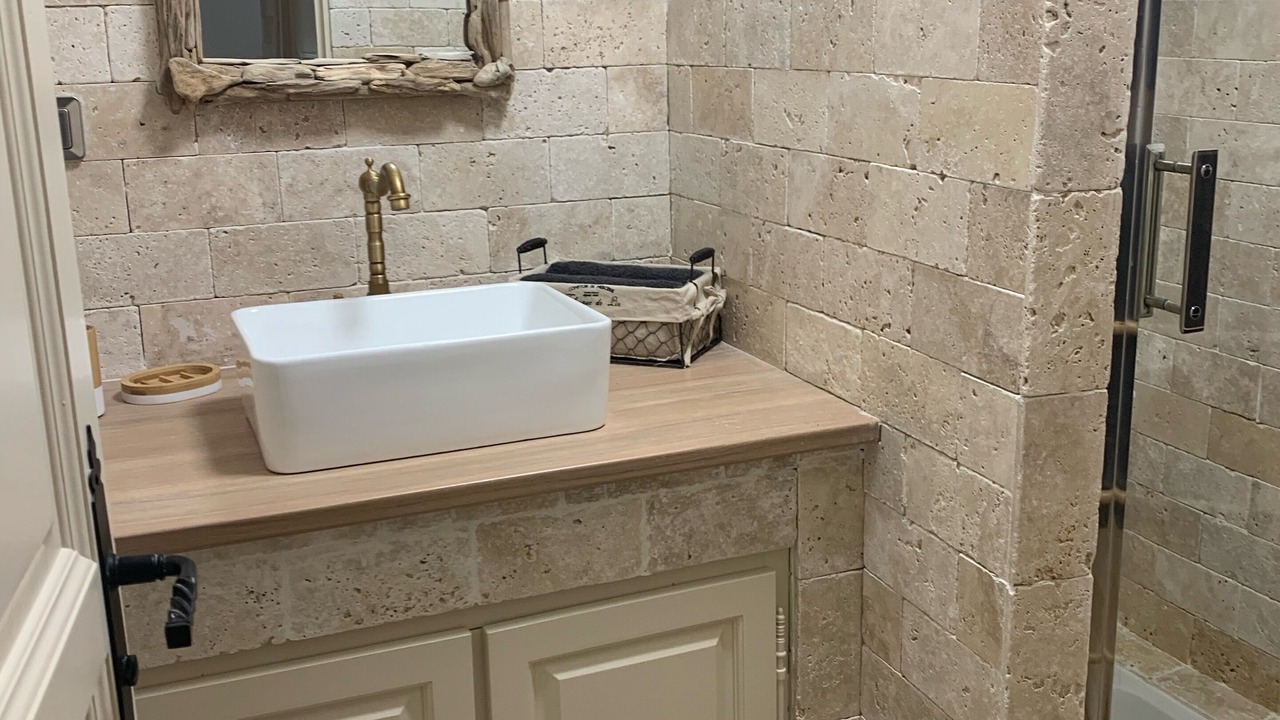 Photo of Bathroom in La Nartelle