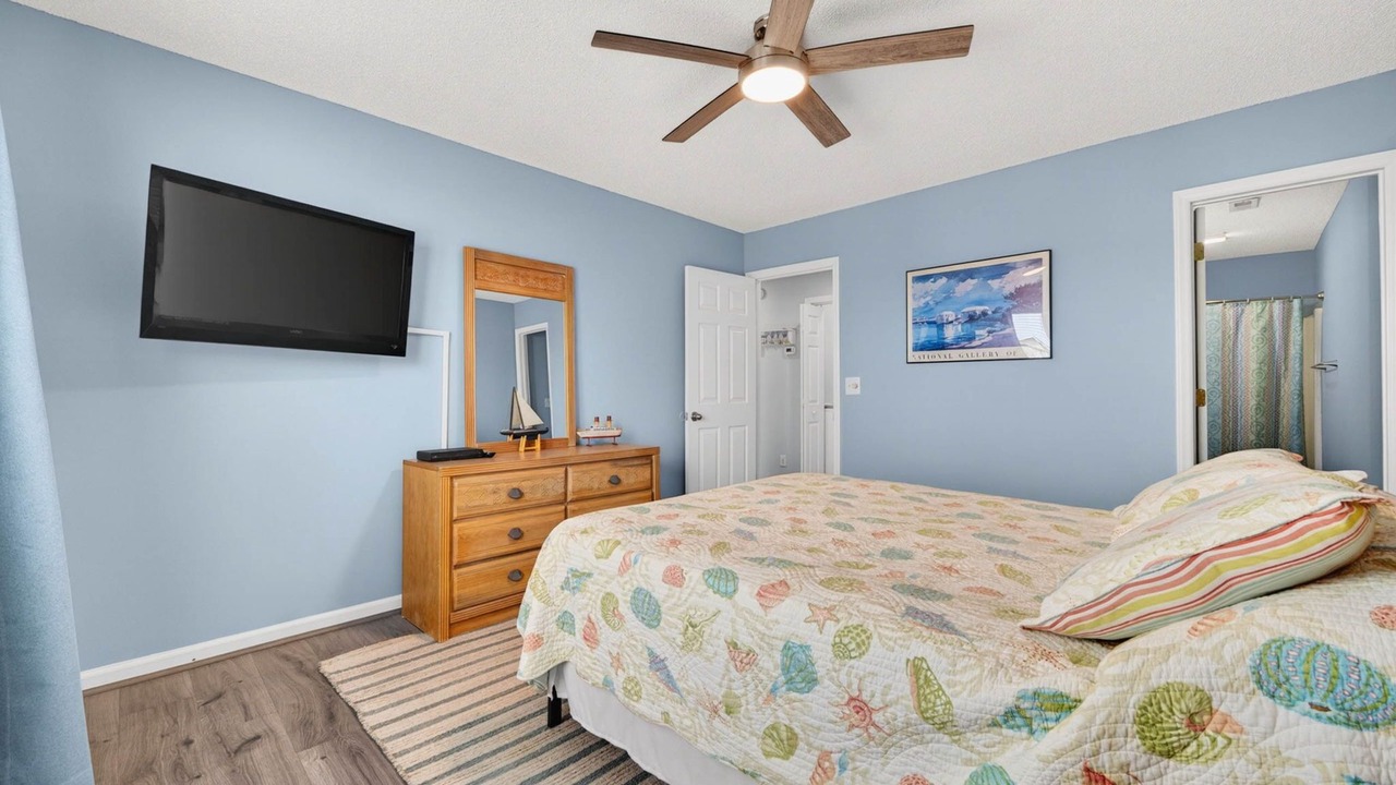 Photo of Bedroom in Ocean Isle Beach