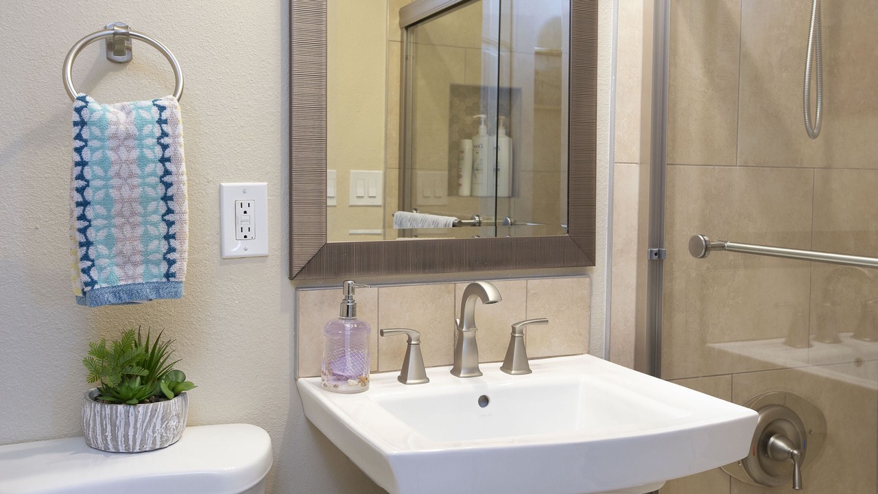 Photo of Bathroom in Ocean Beach