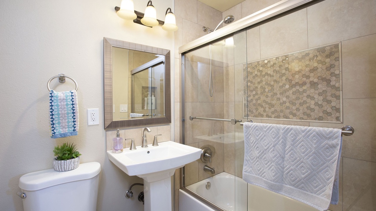 Photo of Bathroom in Ocean Beach