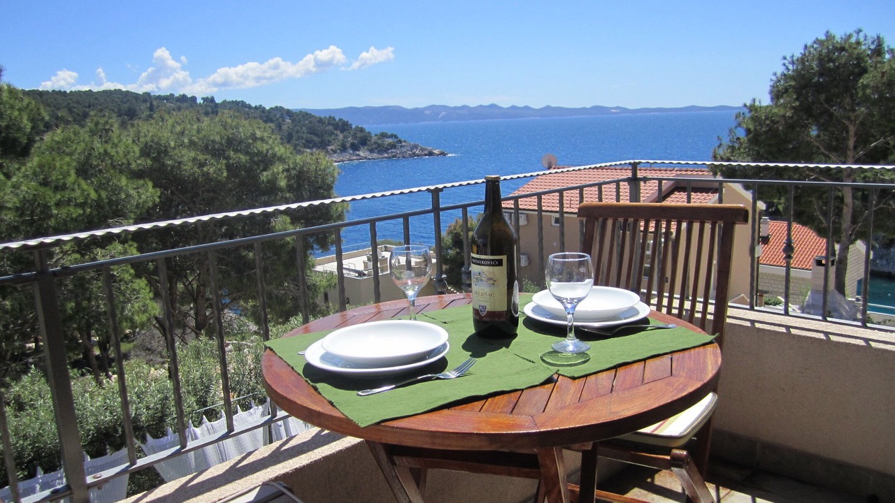 Photo of Patio Balcony in Cove Osibova (Milna)
