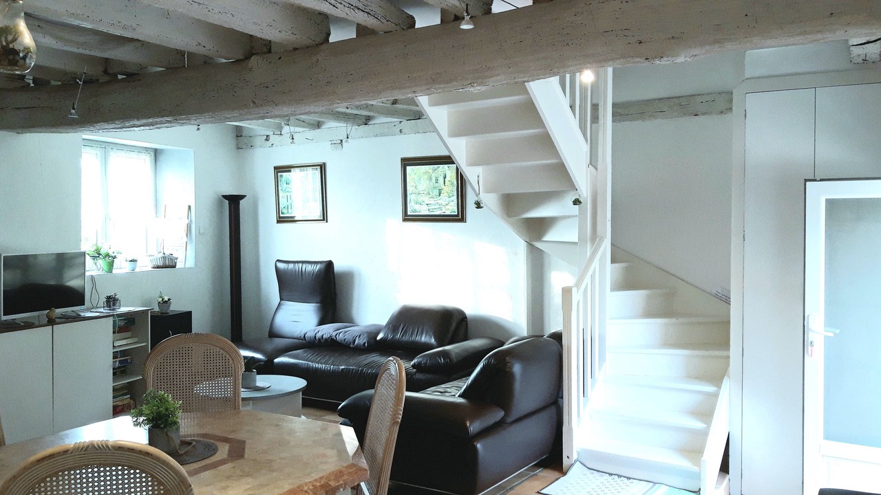 Photo of Others in Cellettes