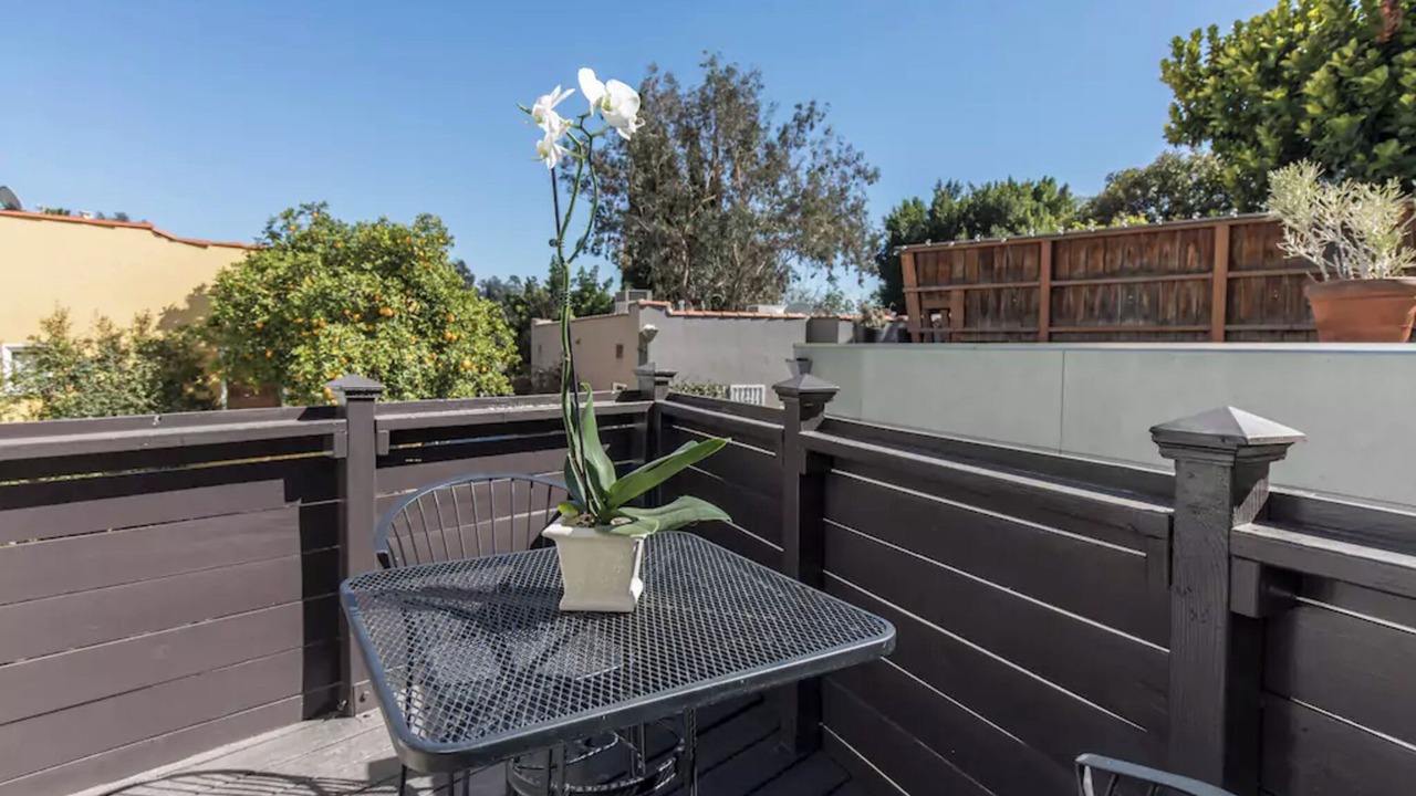 Photo of Outdoor in Hollywood Hills