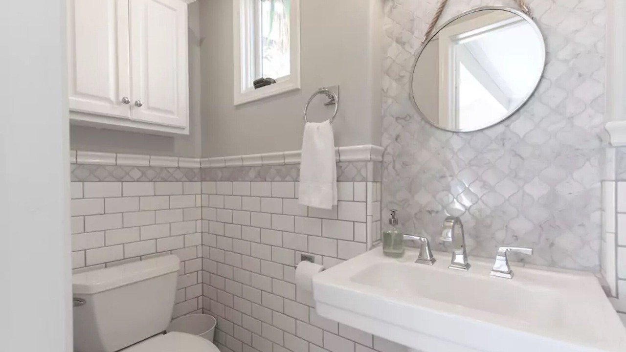 Photo of Bathroom in Hollywood Hills