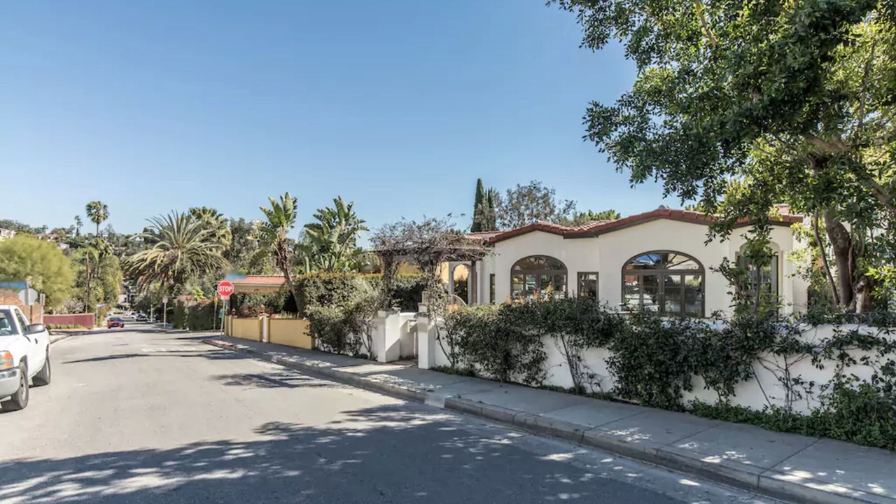 Photo of Outdoor in Hollywood Hills