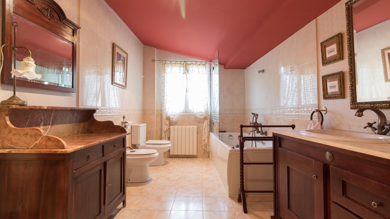 Photo of Bathroom in Lanciego/Lantziego
