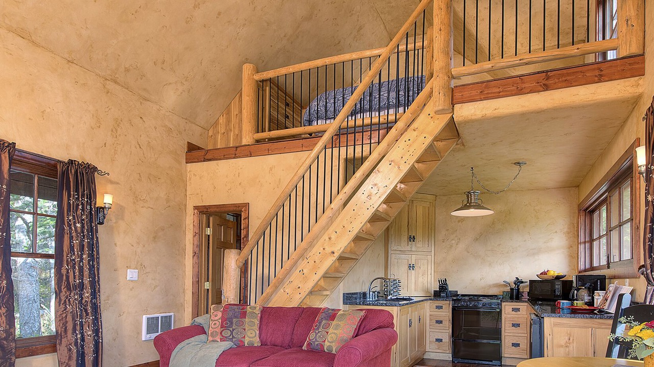 Photo of Others in Victor