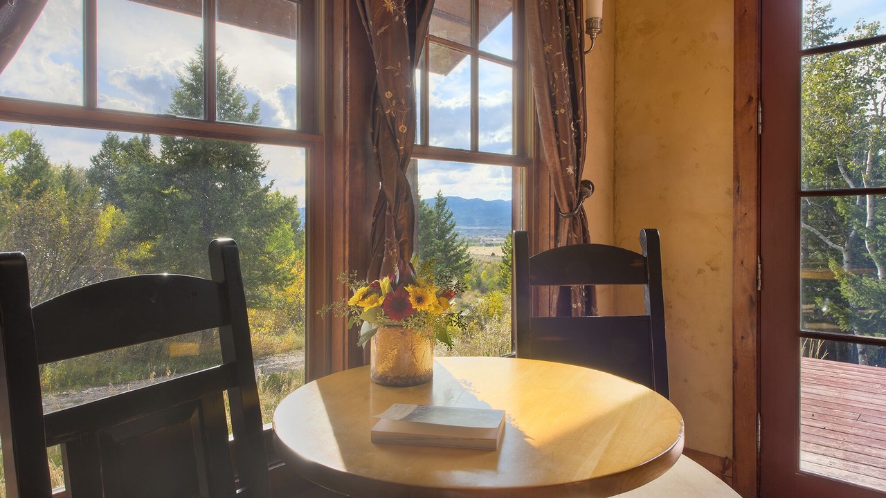 Photo of Others in Victor