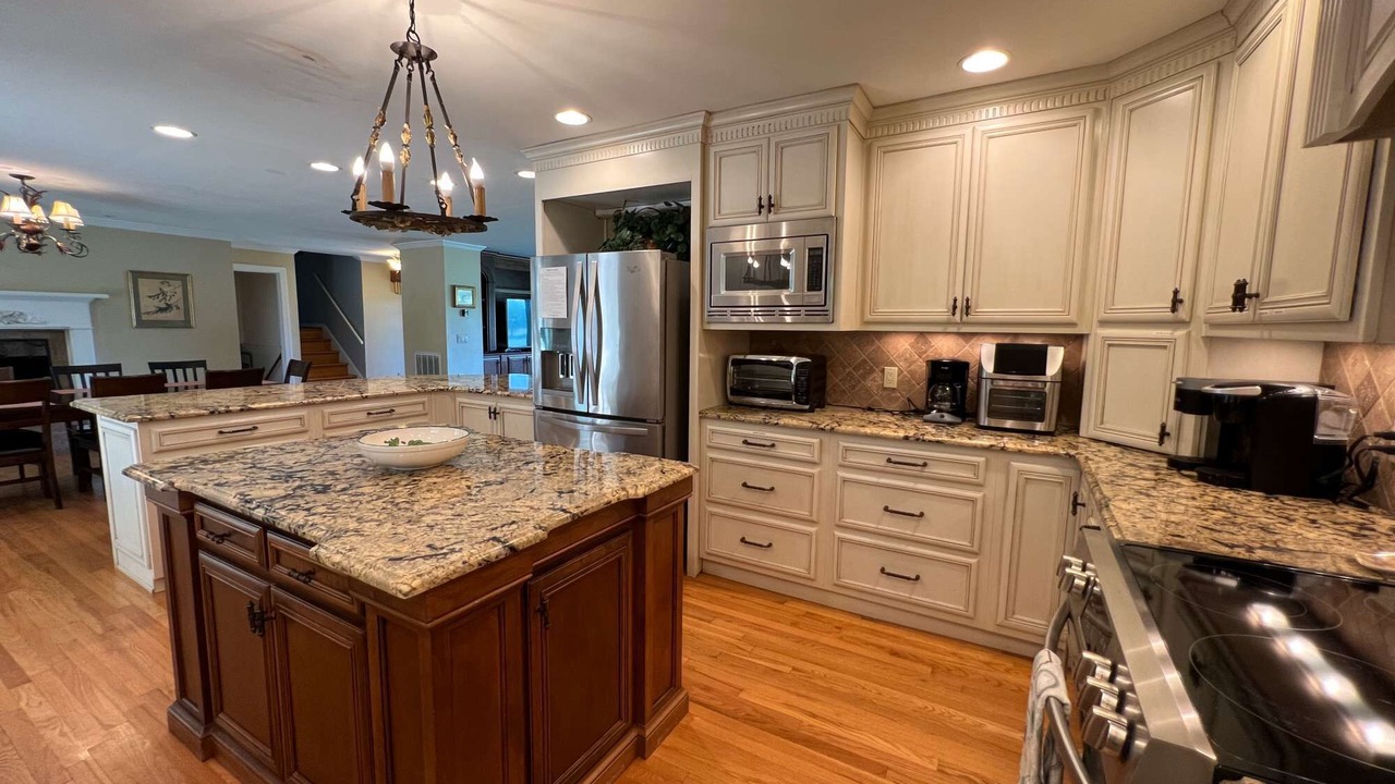 Photo of Kitchen in Lookout Valley Neighborhood Association