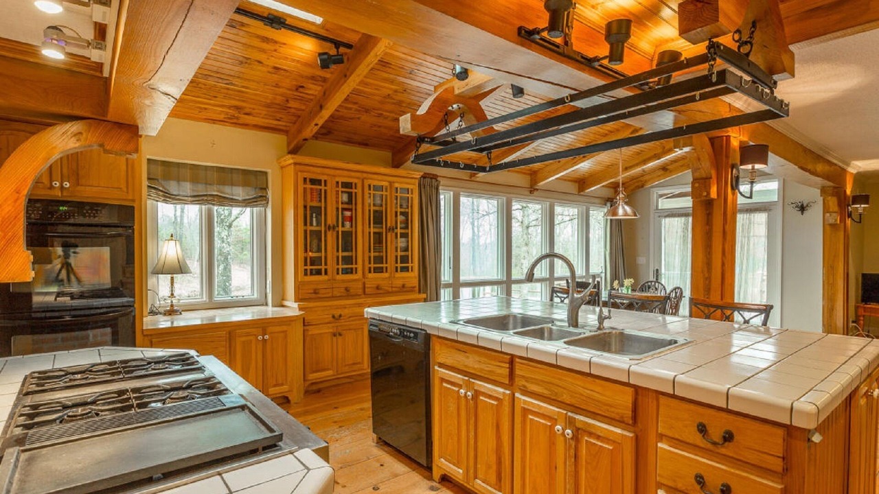 Photo of Others in Lookout Mountain