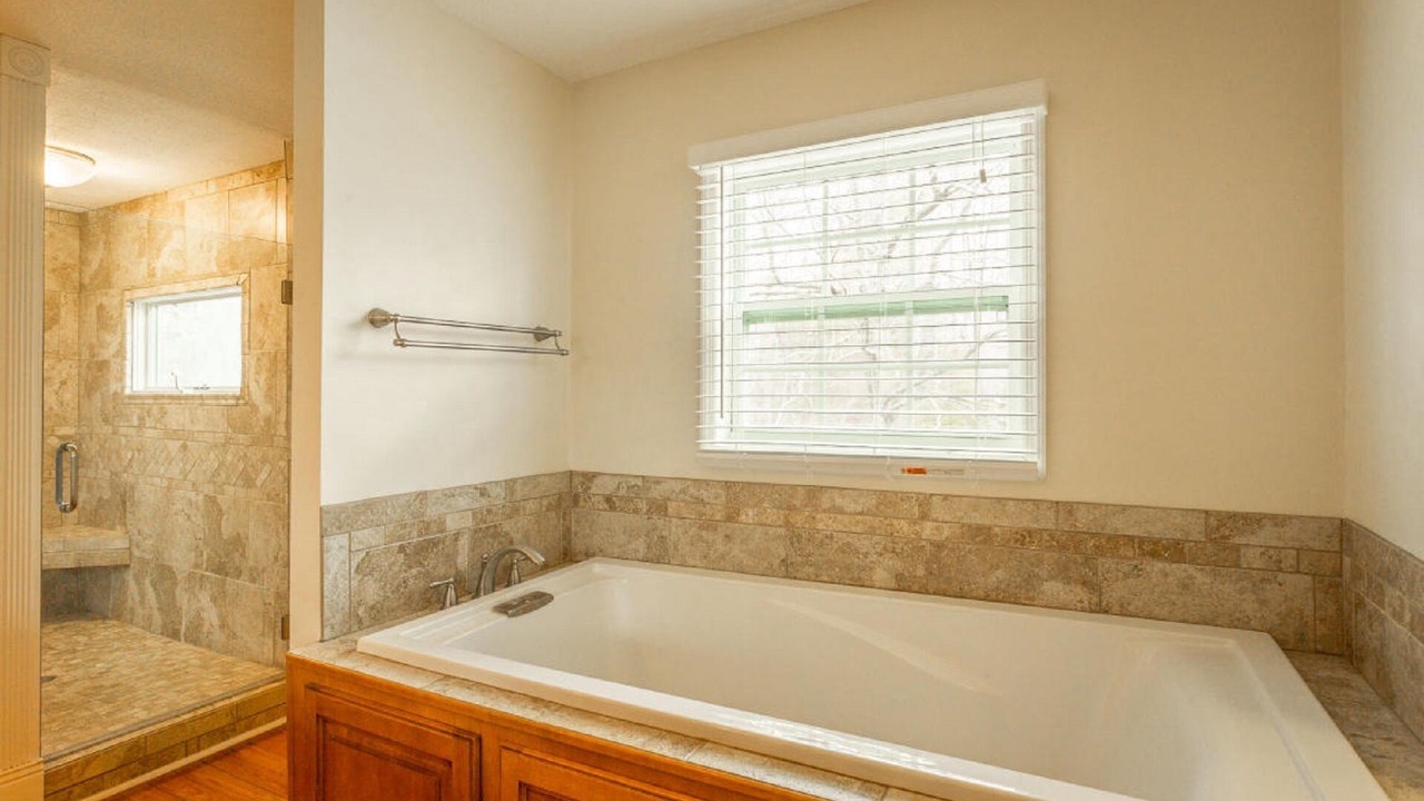 Photo of Bathroom in Lookout Mountain