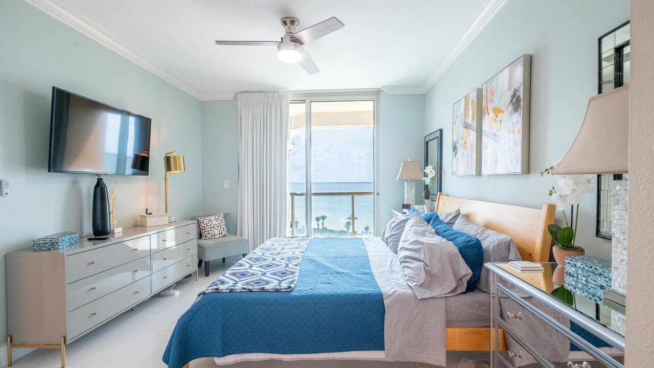 Photo of Bedroom in Pensacola Beach