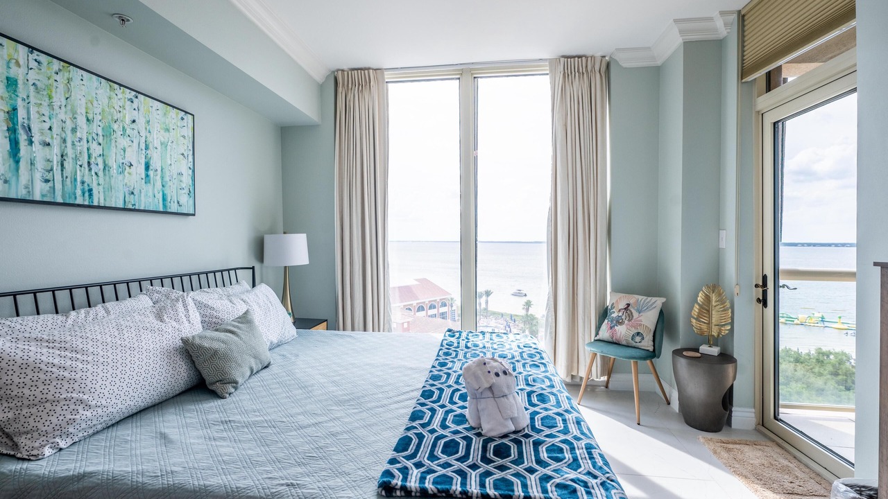 Photo of Bedroom in Pensacola Beach