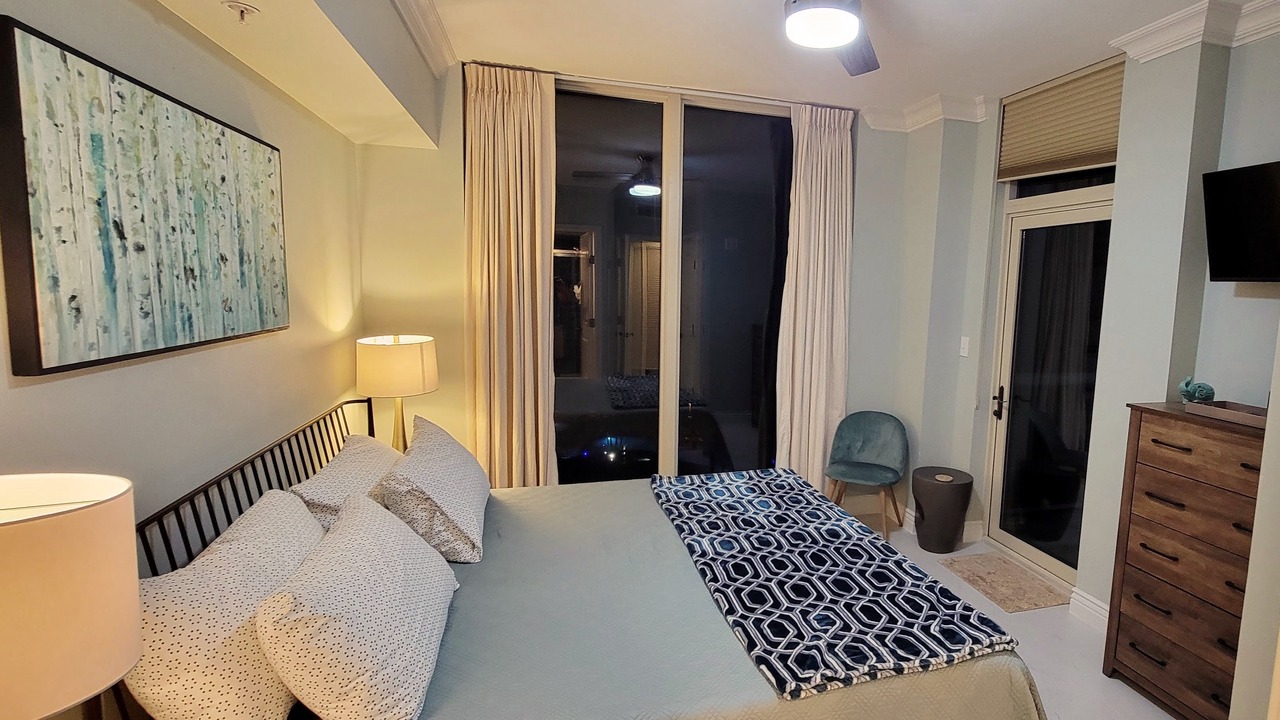 Photo of Bedroom in Pensacola Beach