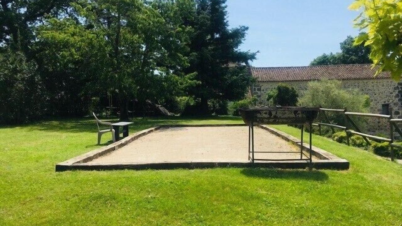 Photo of Outdoor in Nerac