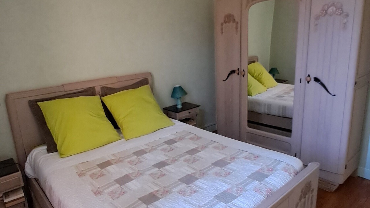 Photo of Bedroom in Miribel-les-Echelles