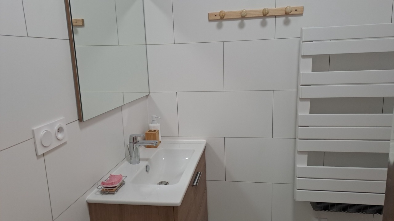 Photo of Bathroom in Miribel-les-Echelles