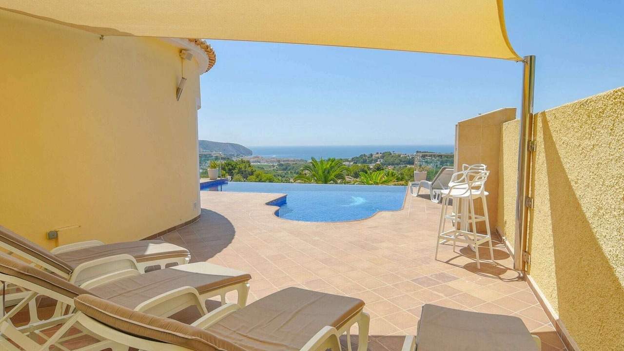 Photo of Patio Balcony in Benimeit