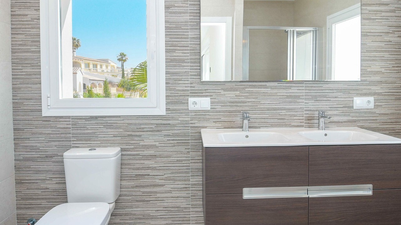 Photo of Bathroom in Benimeit