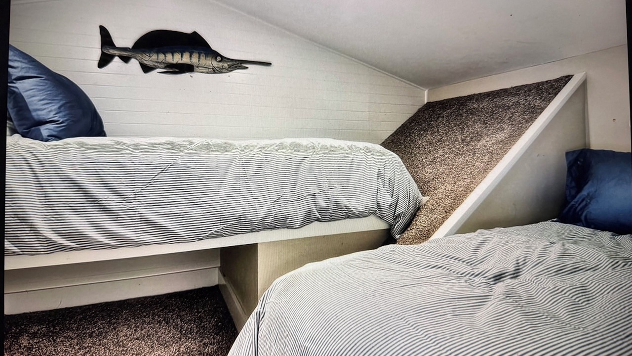 Photo of Bedroom in Corona del Mar