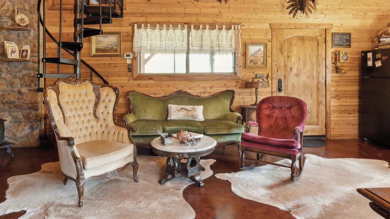 Photo of Livingroom in Canyon