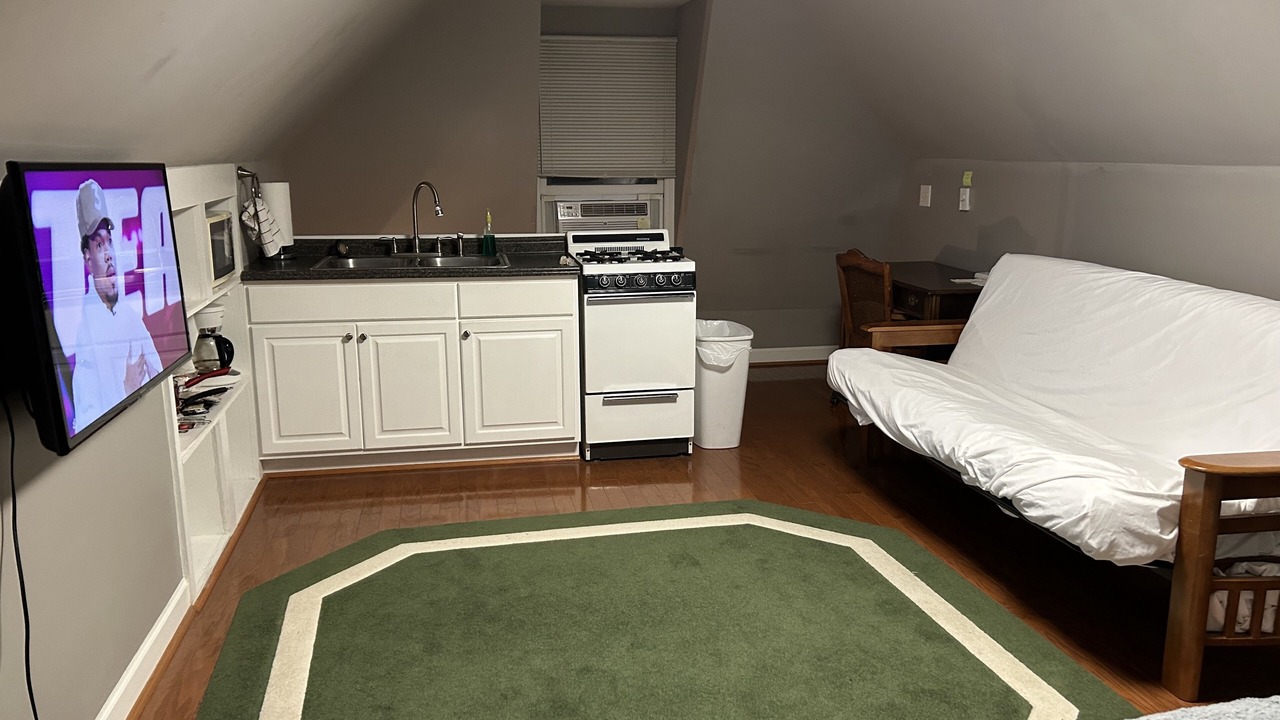 Photo of Bedroom in Elon