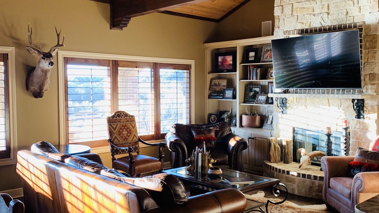 Photo of Livingroom in Slaton